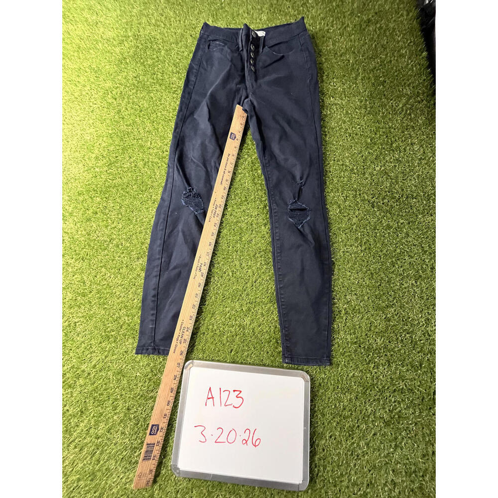 Mudd High Rise Black Skinny Jeans Size 3 Button Fly Jegging Destroyed distressed